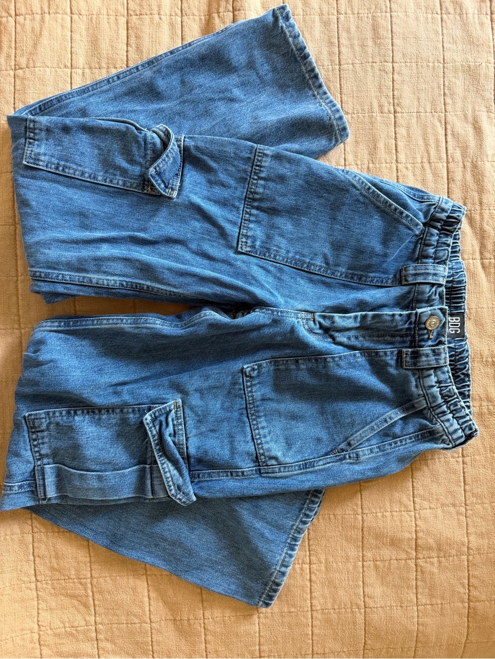 BDG High-Rise Blue Cargo Jeans for Women - Picture 2 of 6